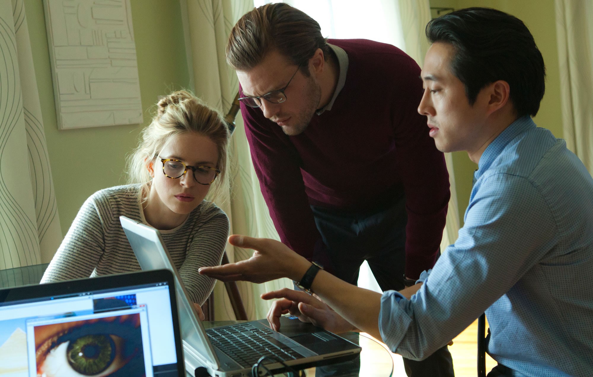 Still of Michael Pitt, Brit Marling and Steven Yeun in I Origins (2014)