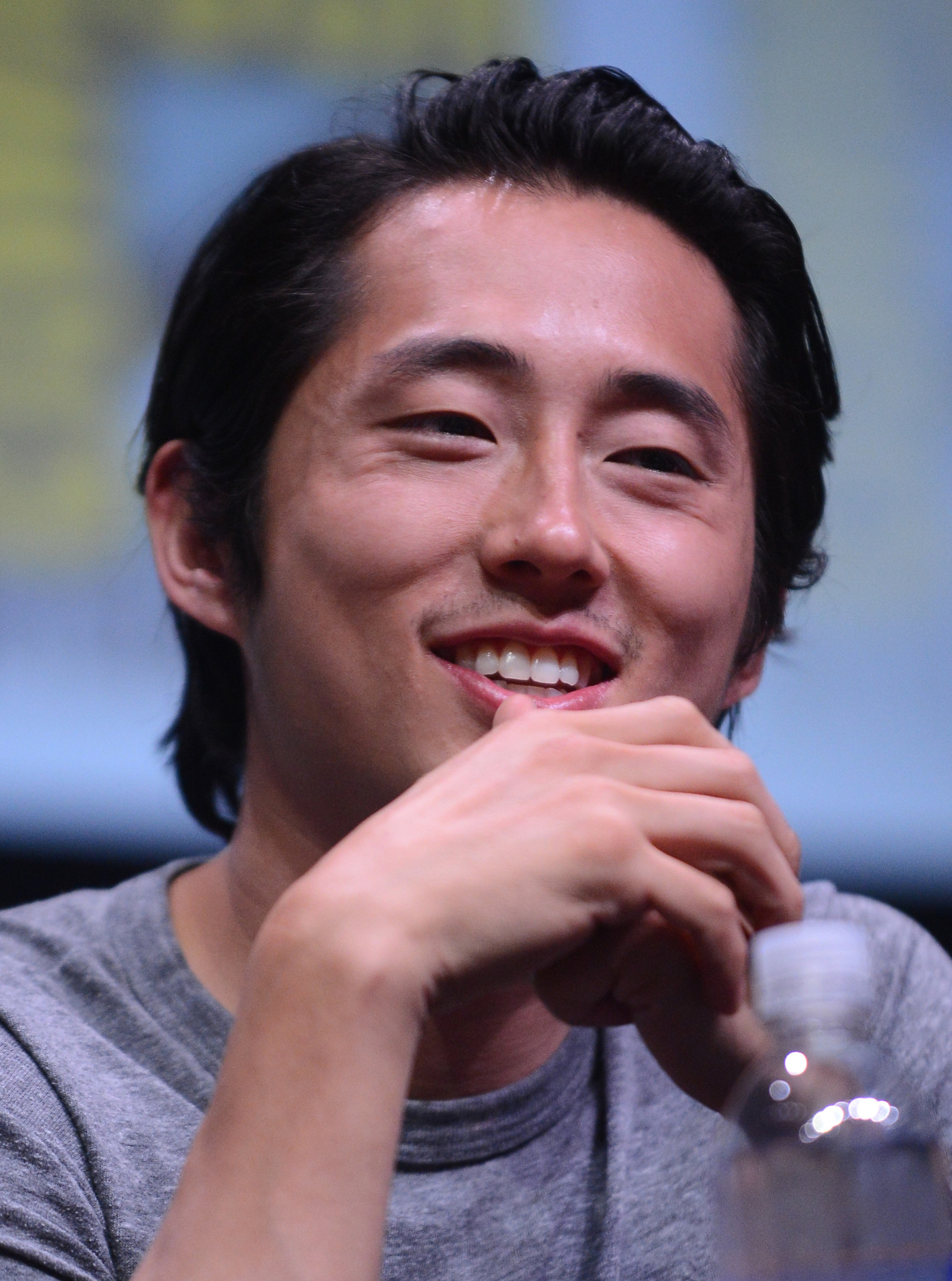 Steven Yeun at event of Vaiksciojantys negyveliai (2010)