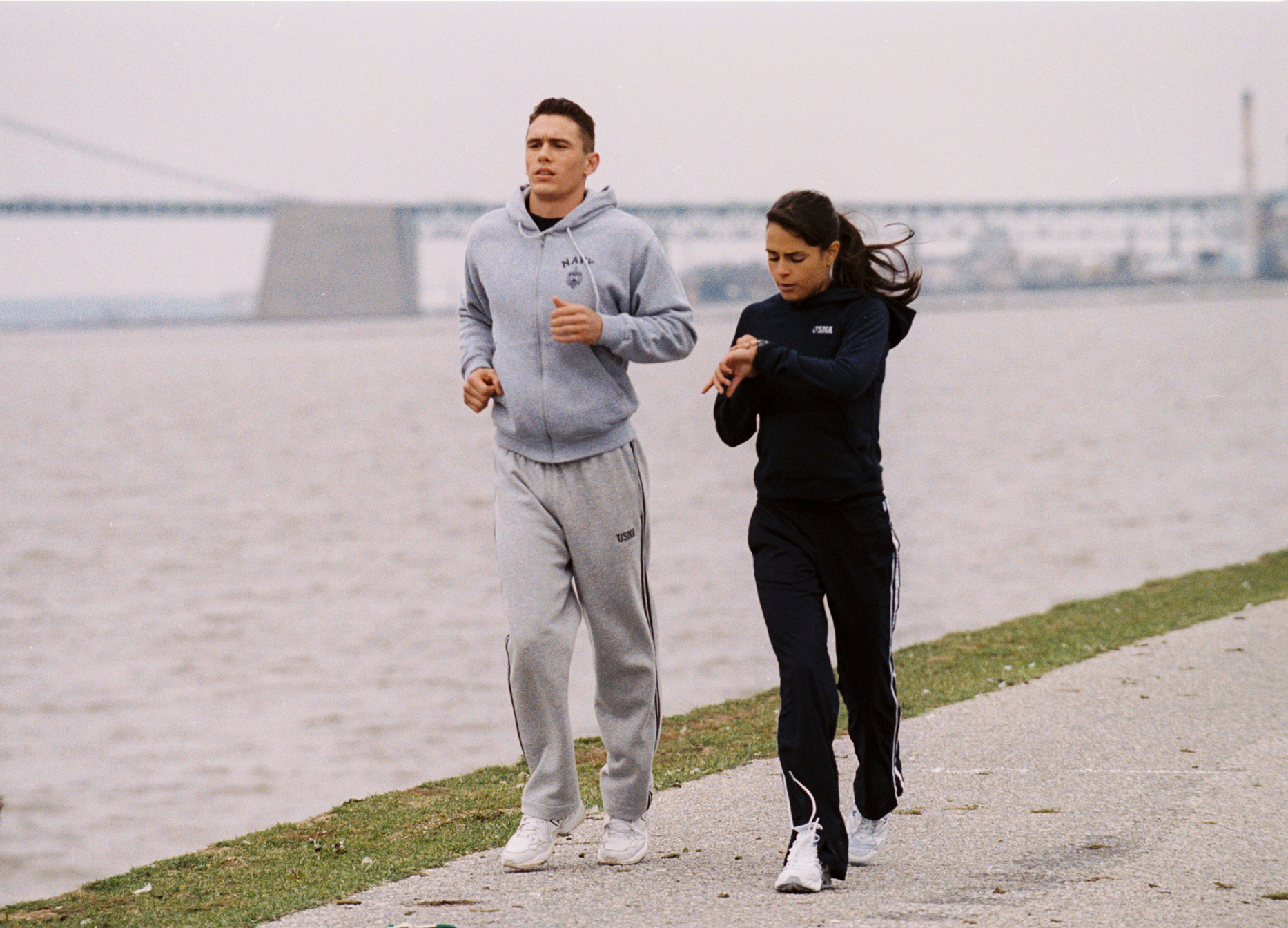 Still of Jordana Brewster and James Franco in Annapolis (2006)