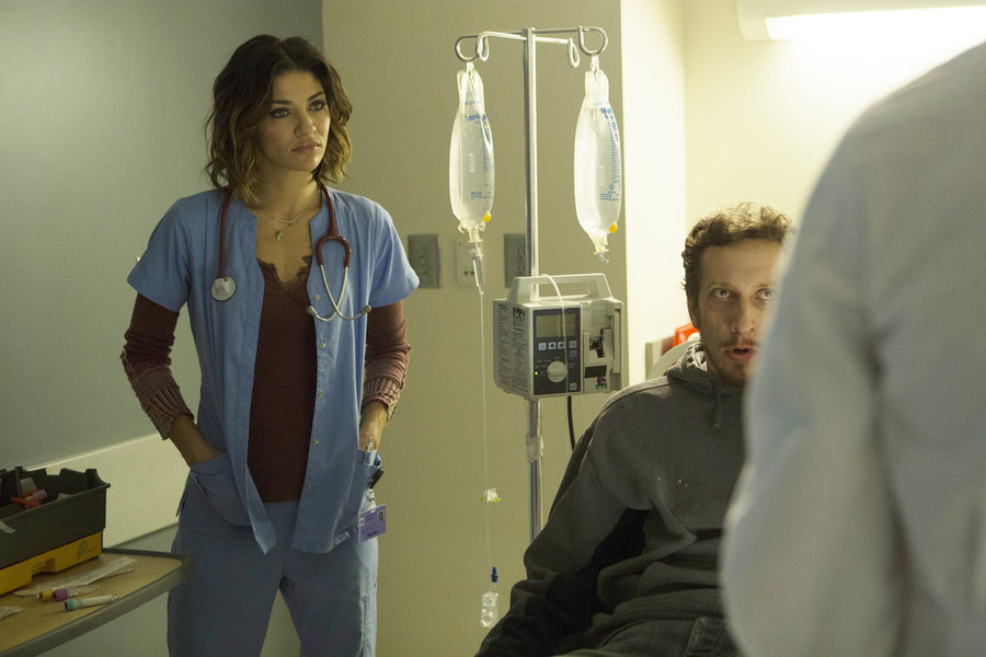 Still of Jessica Szohr and Eric Mendenhall in Complications (2015)