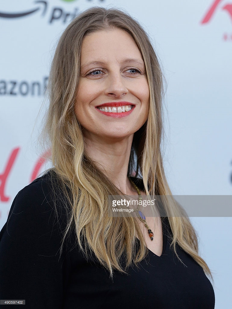 Ann Carr attends 'Red Oaks' series premiere at Ziegfeld Theater on September 29, 2015 in New York City.