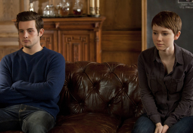 Still of Valorie Curry and Nico Tortorella in The Following (2013)