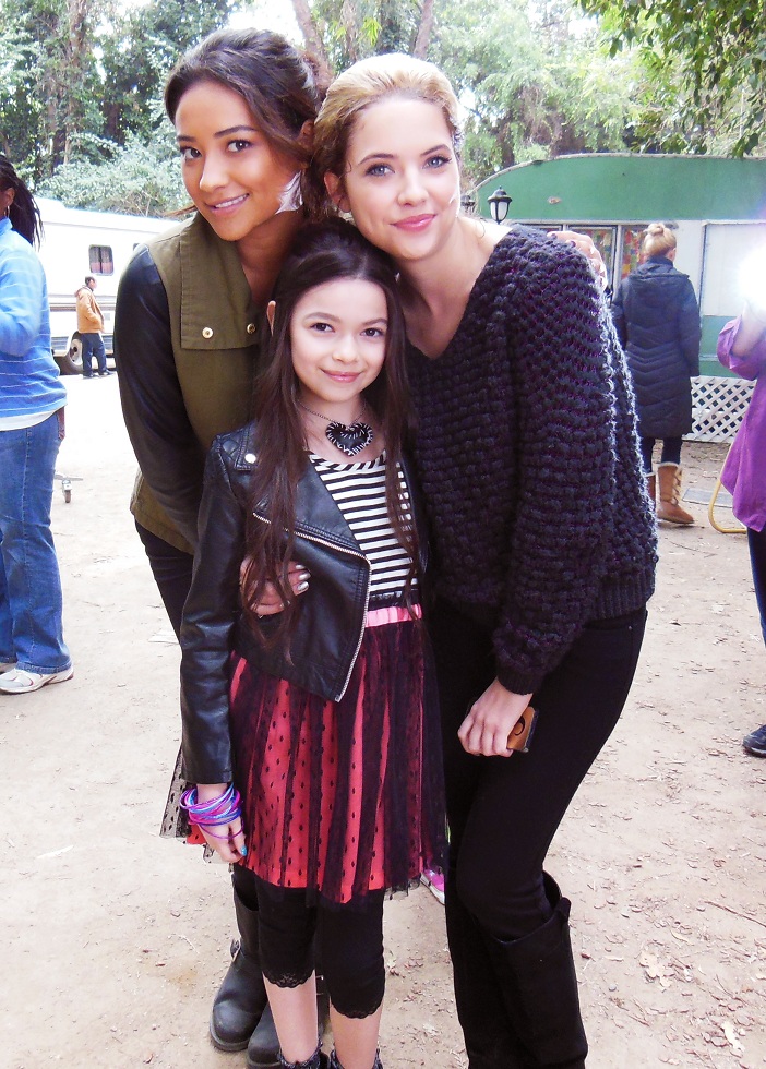 Nikki Hahn and Shay Mitchell and Ashley Benson on set of PLL - A is for ALIVE as Mini Aria