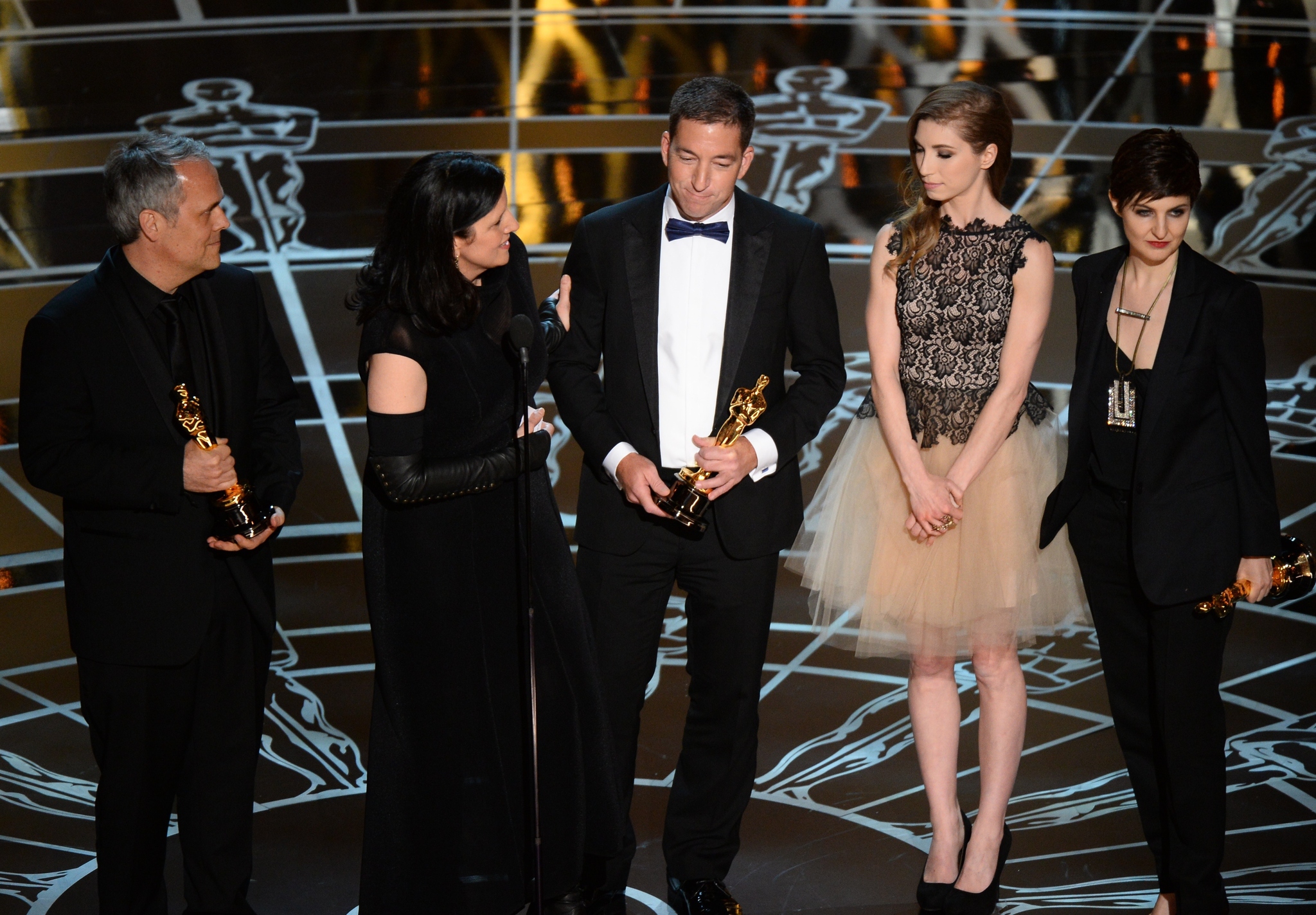 Mathilde Bonnefoy, Laura Poitras, Dirk Wilutzky and Glenn Greenwald at event of The Oscars (2015)