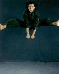 Snake Blocker - Jumping split kicks (no tricks) 1999