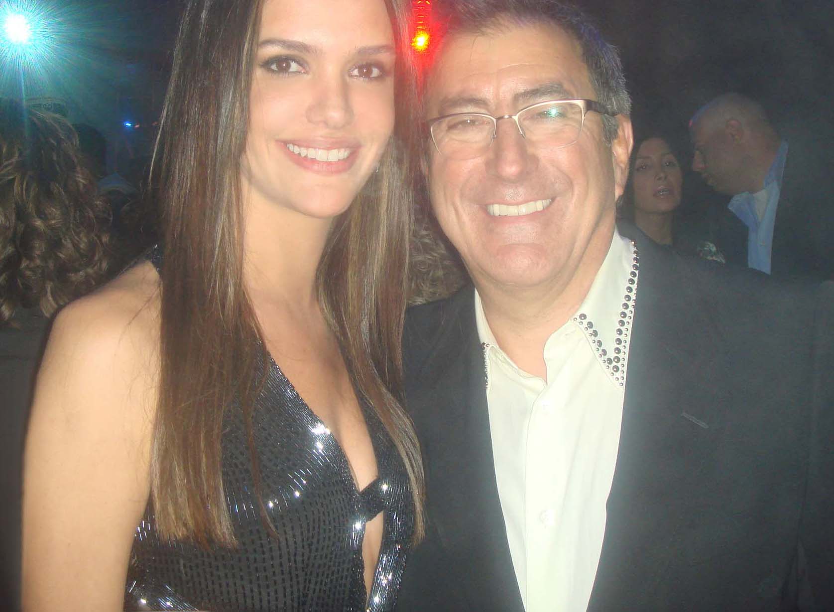 Camila Alves and director Kenny Ortega, 'This is It' Michael Jackson documentary premiere, Los Angeles 2009