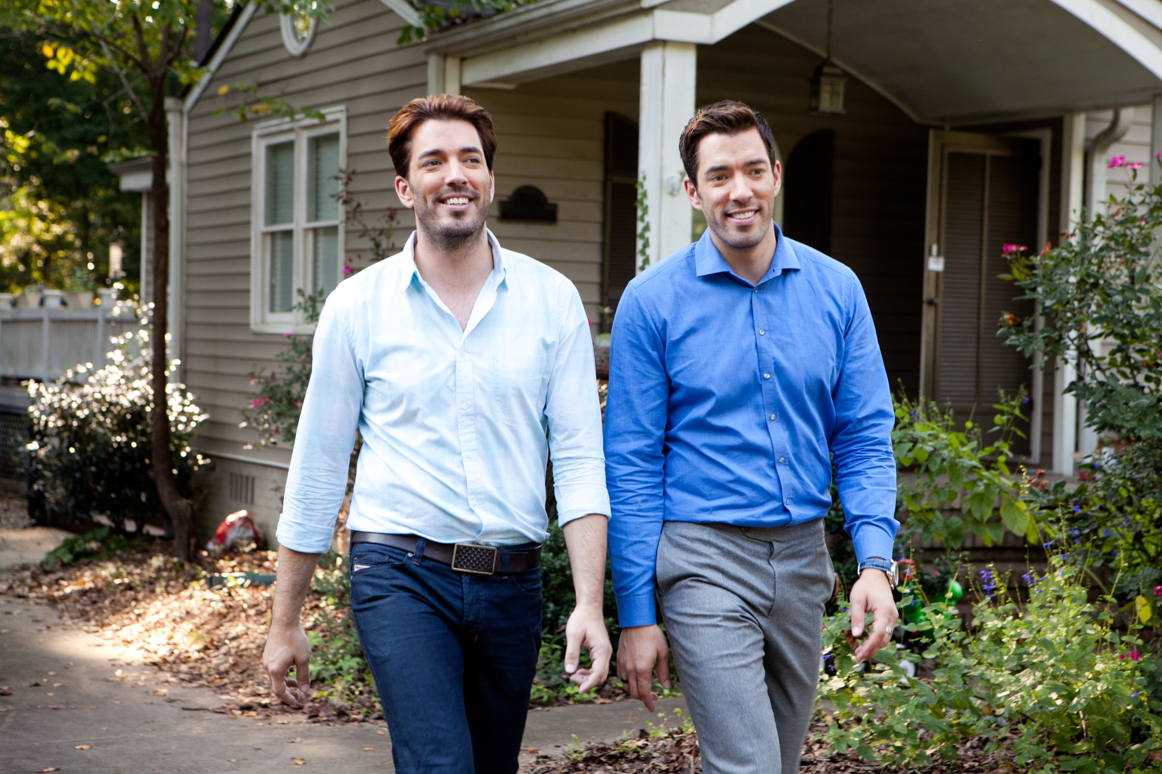 Drew Scott and Jonathan Silver Scott in Property Brothers: Jay & Cara (2012)