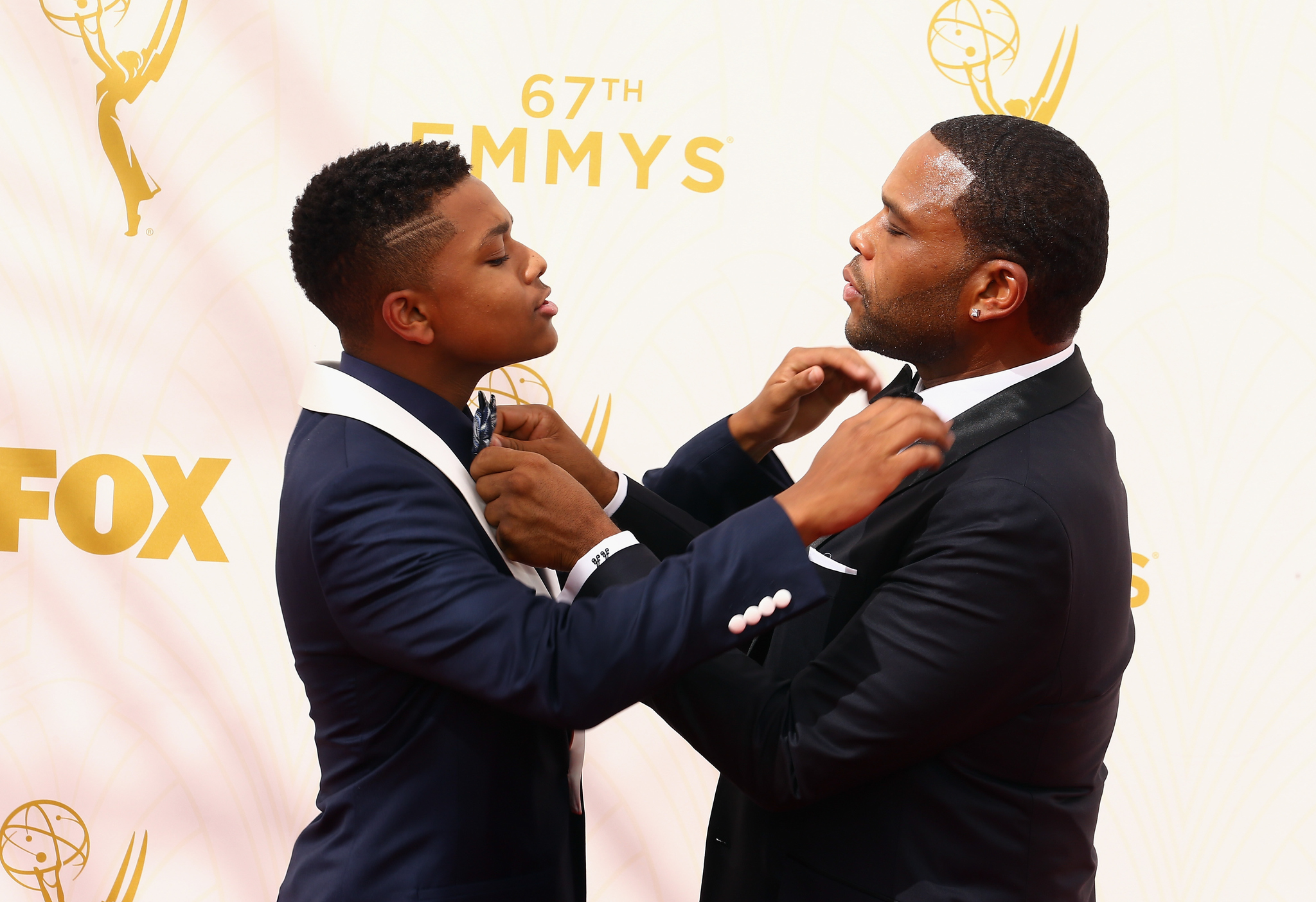Nathan Anderson and Anthony Anderson at event of The 67th Primetime Emmy Awards (2015)