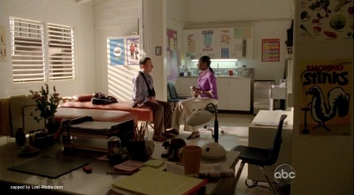 Still of Wendy Pearson and Michael Emerson in Lost.