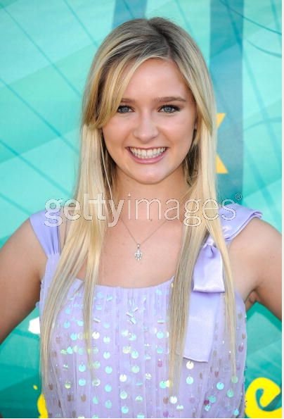 Greer Grammer attends the 2009 Fox Teen Choice Awards