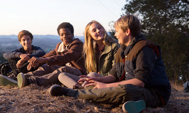 Reese Hartwig, Ella, Astro and Teo in the family adventure film Earth To Echo