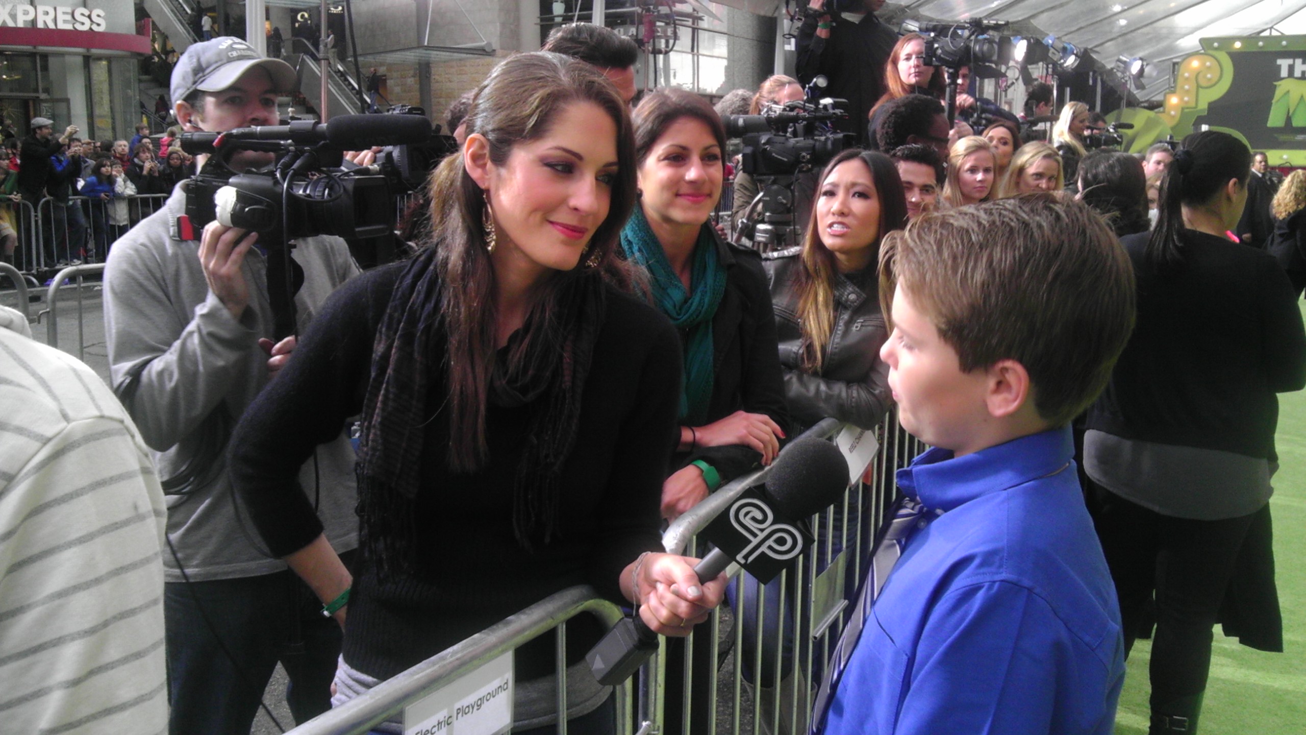 Reese Hartwig on the Green Carpet at the premiere of The Muppets. Punch Teacher scene with Ken Jeong