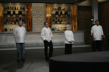 Still of Rick Bayless, Cindy Pawlcyn, Ludo Lefebvre and Wilo Benet in Top Chef Masters (2009)