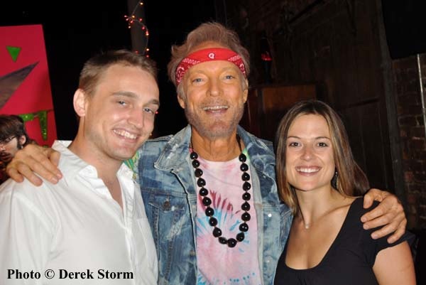 Ben Curtis, Richard Chamberlain, and Jennifer Restivo on set of We Are The Hartmans