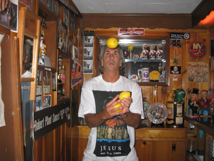 Peter Austin Noto JUGGLING in the WHERE IS THIS JUGGLING PHOTO