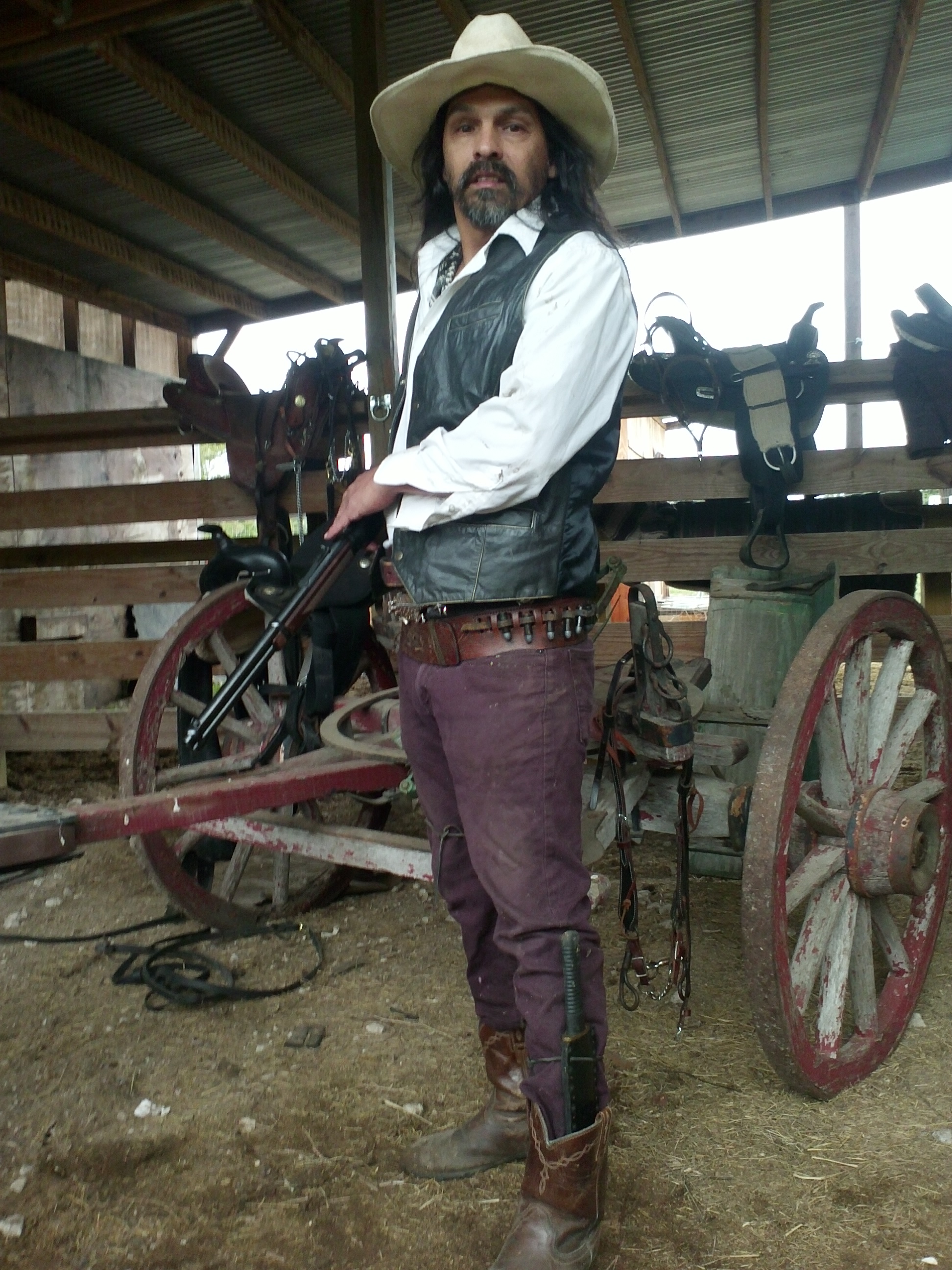 Louis, A true native American and horse trainer on his ranch in Blanco Texas