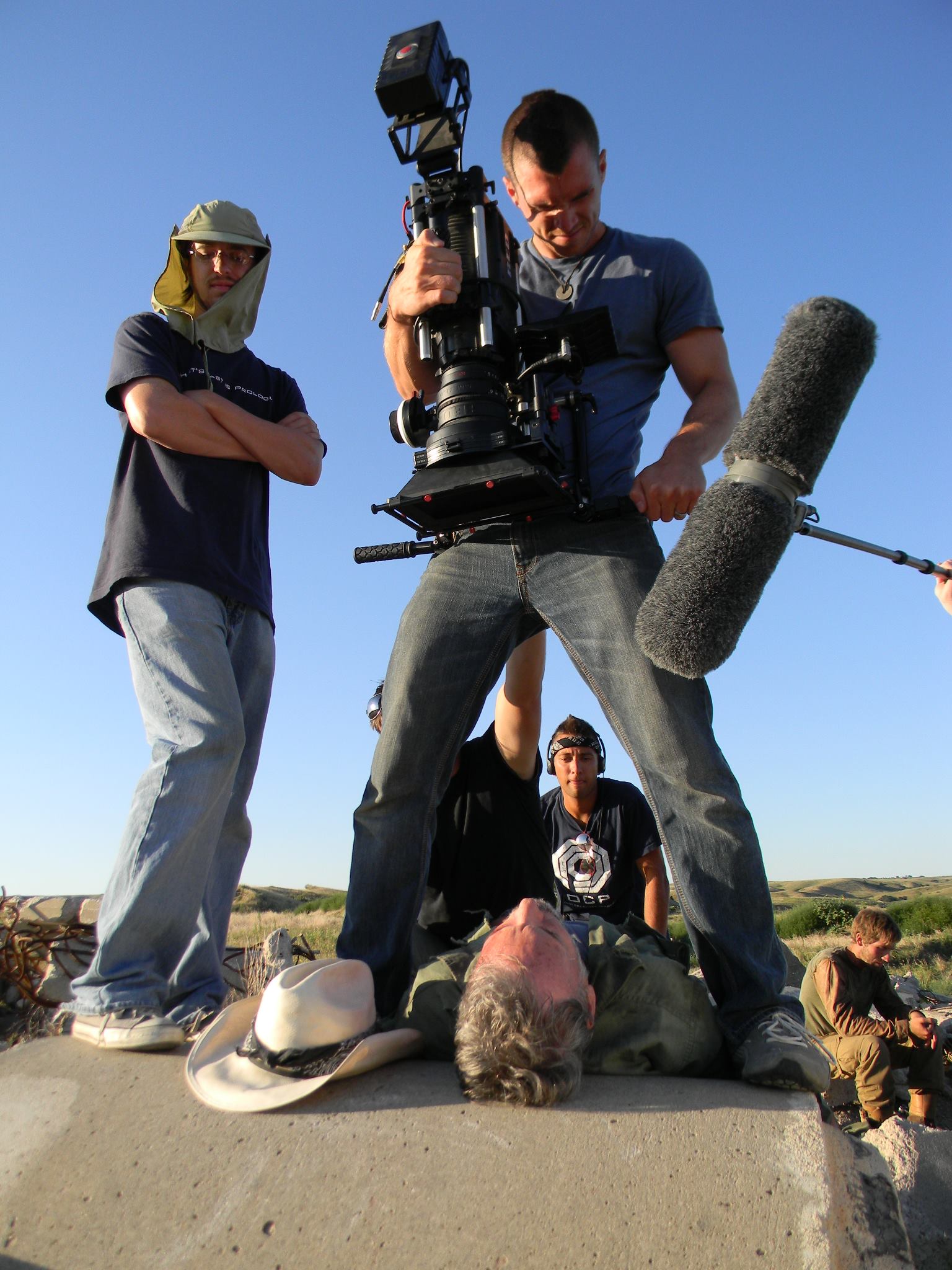 Shooting actor Gary Graham (Alien Nation, Robot Jox) on the set of 'Dust of War'