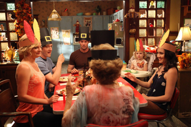 Still of Martha Plimpton, Garret Dillahunt, Shannon Woodward, Lucas Neff and Rylie Cregut in Mazyle Houp (2010)