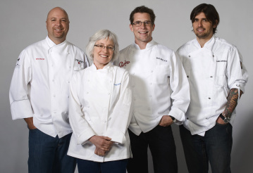 Still of Cindy Pawlcyn, Ludo Lefebvre and Wilo Benet in Top Chef Masters (2009)