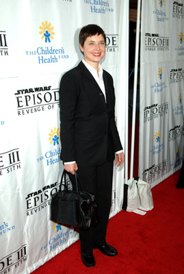 Isabella Rossellini at event of Zvaigzdziu karai. Situ kerstas (2005)