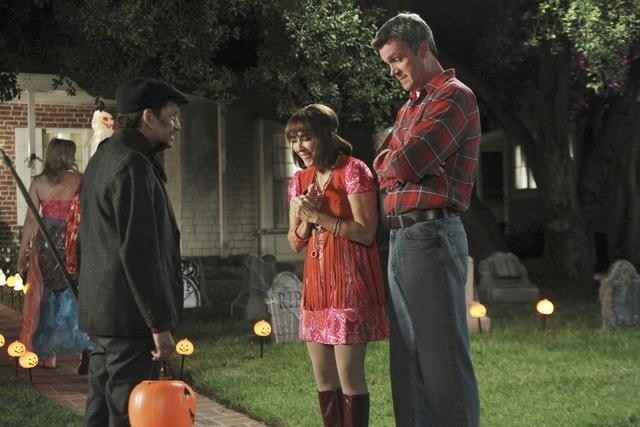 Still of Patricia Heaton, Neil Flynn and Chris Kattan in The Middle (2009)