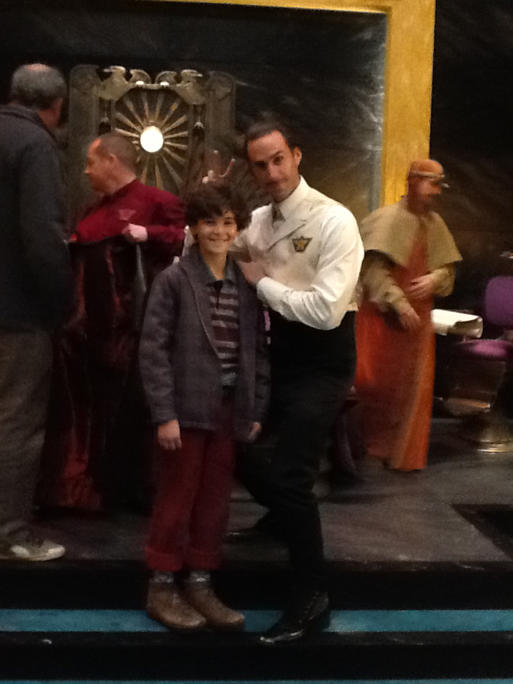 David Mazouz with Joseph Fiennes on The Games Maker