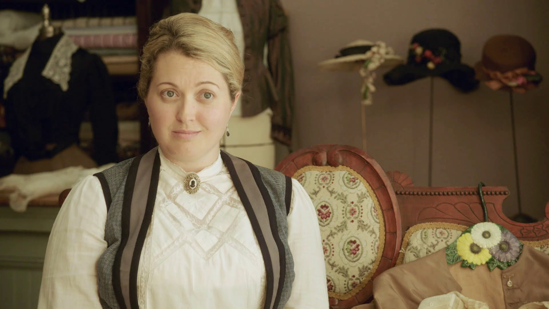 Kirstin Howell as Susan Smith in Lizzie Borden Took An Ax