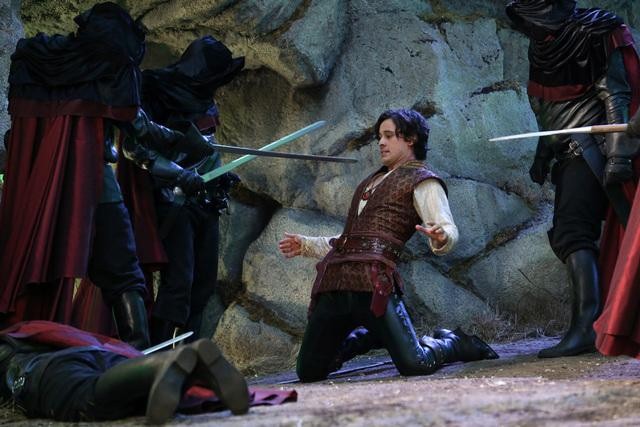 Still of Peter Gadiot in Once Upon a Time in Wonderland (2013)