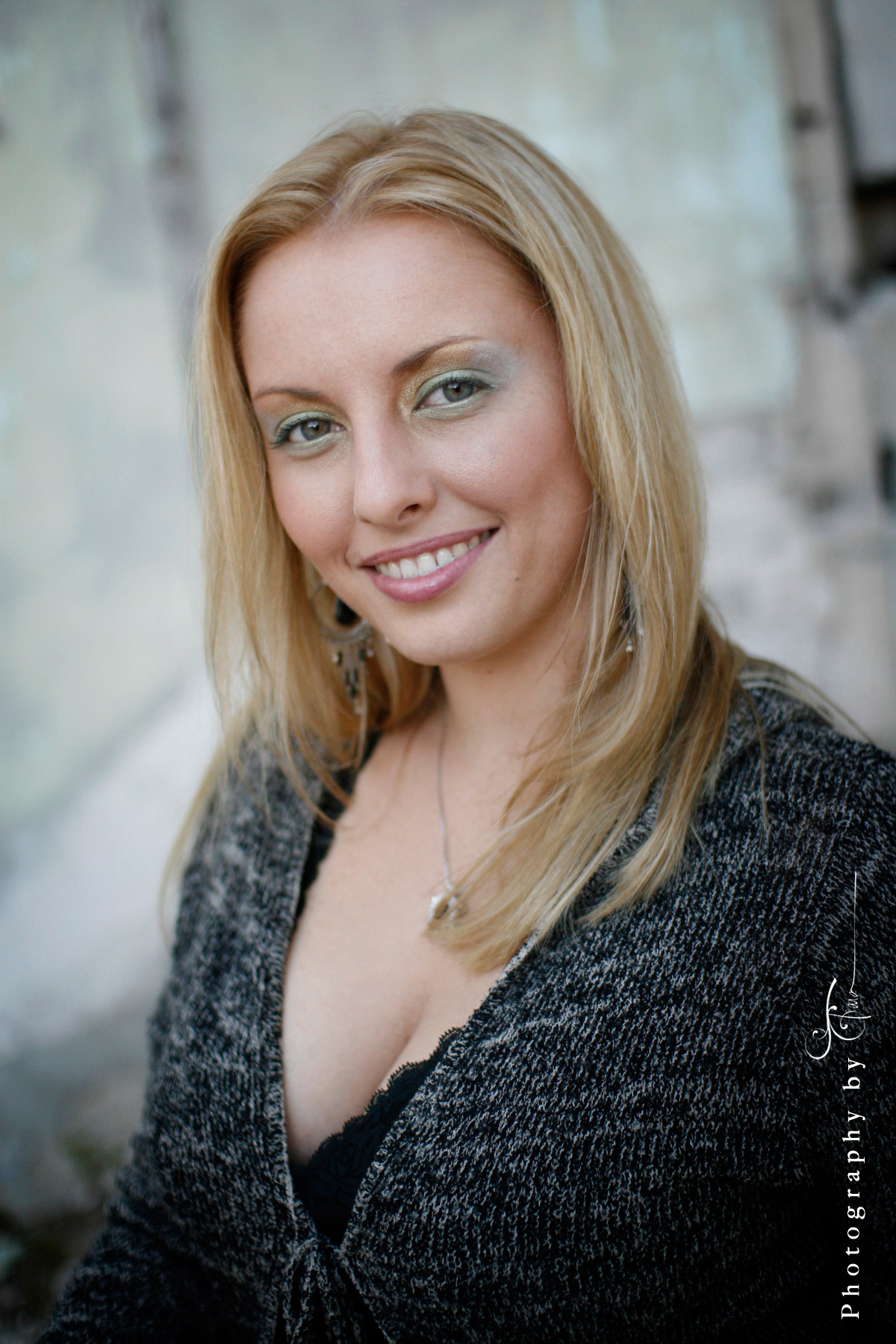 Talina Adamo - Music Head Shot 2009