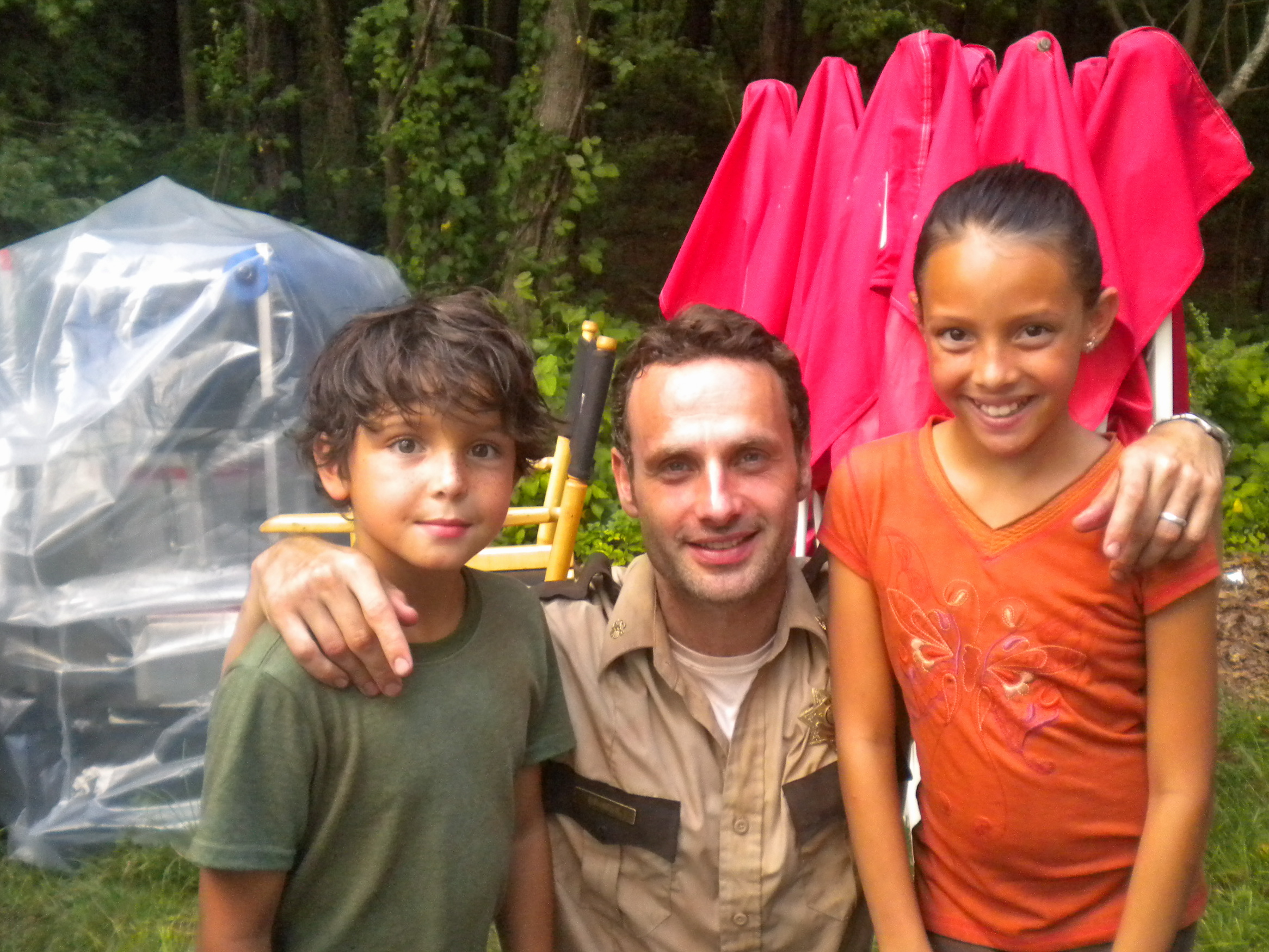 Maddie Lomax, Noah Lomax and Andrew Lincoln