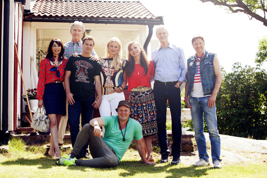 Still of Lena Olin, Illeana Douglas, Patrick Duffy, Josephine Bornebusch, Nancy Evans, Per Svensson, Christopher Wagelin, Birger Wiik, Wayne Evans and Greg Poehler in Welcome to Sweden (2014)