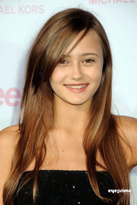 Ella Purnell named one of Teen vogues 2010 Young Hollywood