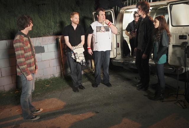Still of Jesse Tyler Ferguson, Sarah Hyland, Eric Stonestreet and Reid Ewing in Moderni seima (2009)