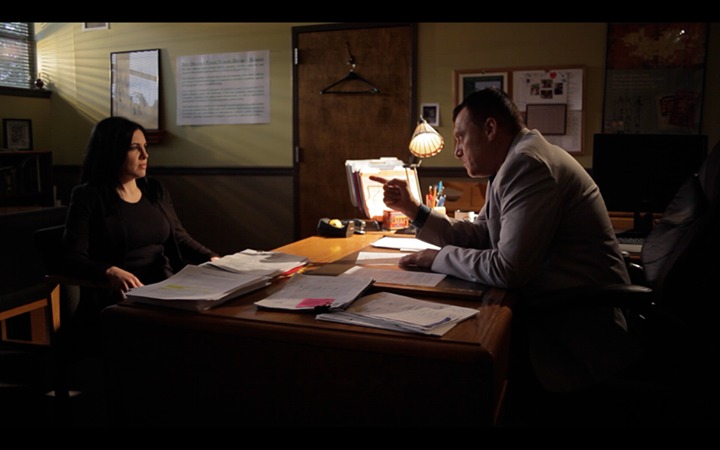 Janine Laino and Tom Sizemore in Clandestine