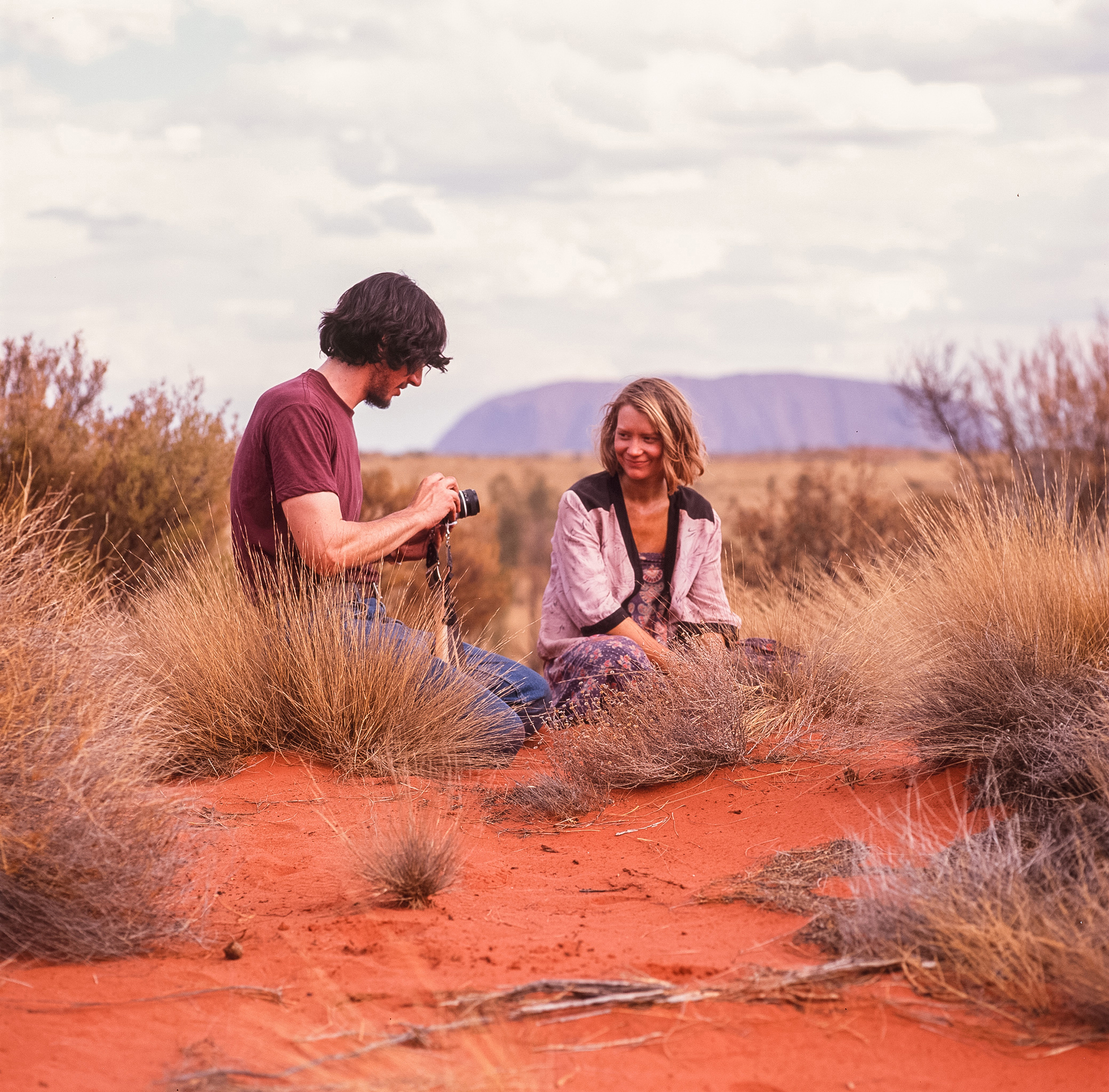 Still of Mia Wasikowska and Adam Driver in Pedsakai (2013)