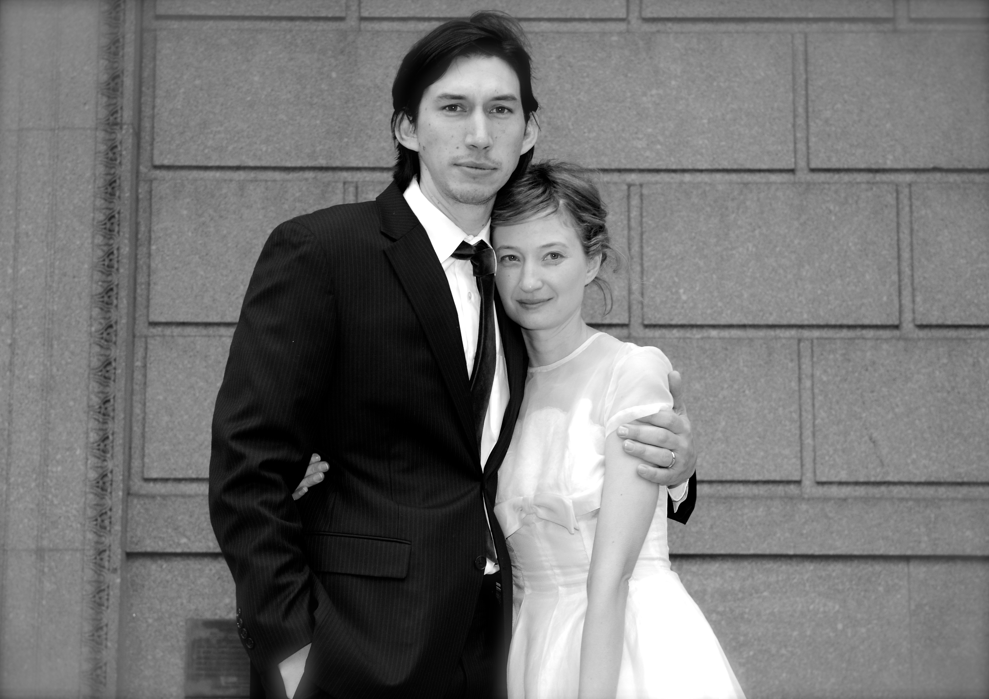 Still of Alba Rohrwacher and Adam Driver in Hungry Hearts (2014)