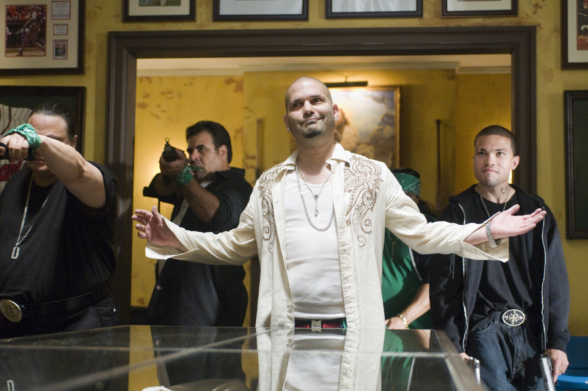 Still of Guillermo Díaz in Tik nekvieskite faru! (2010)