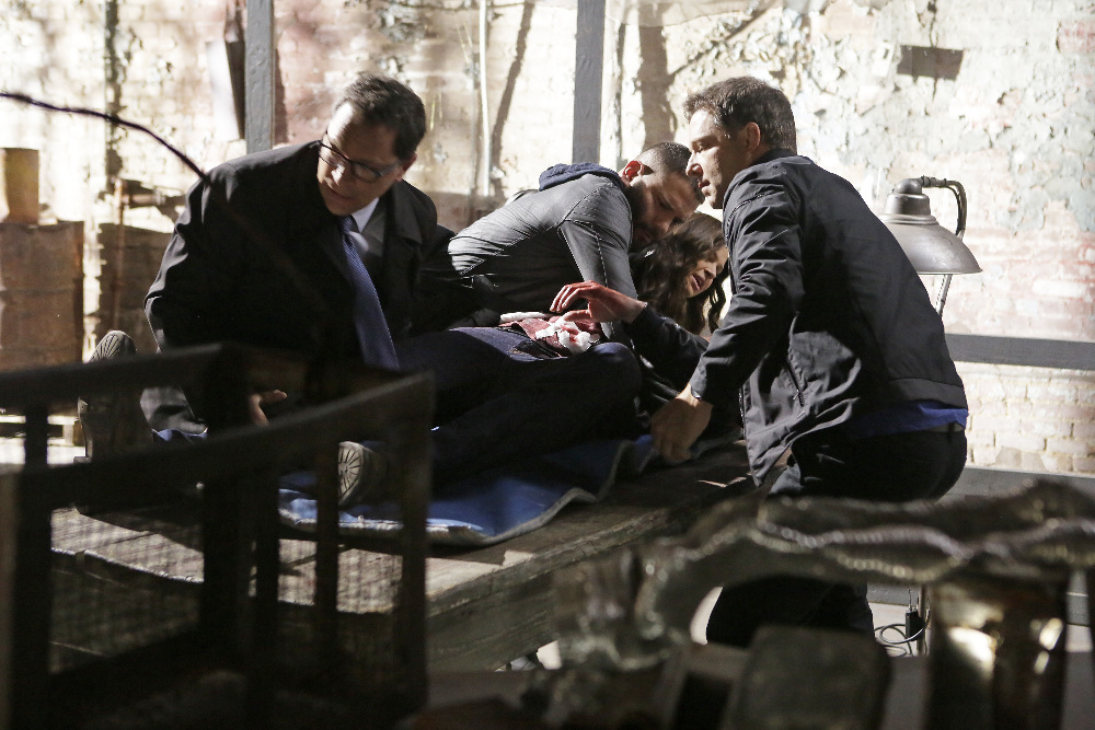 Still of Scott Foley, Guillermo Díaz, Joshua Malina, George Newbern and Katie Lowes in Scandal (2012)