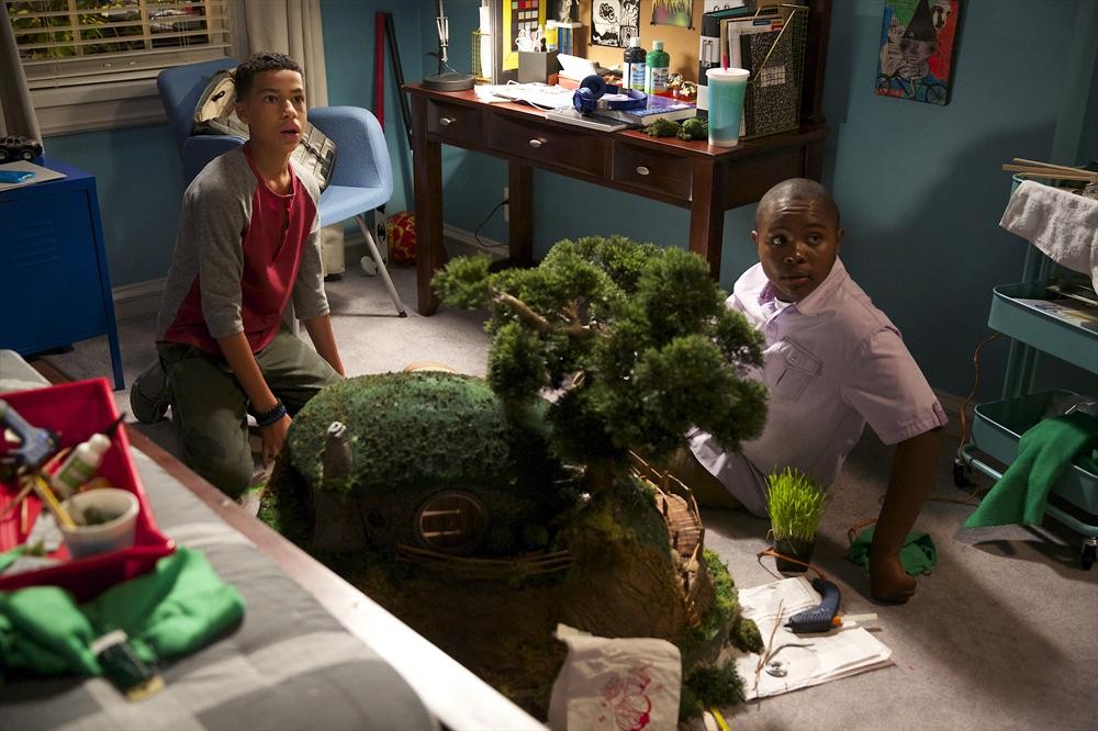 Still of Christopher Griffin and Marcus Scribner in Black-ish (2014)