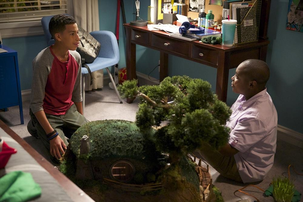 Still of Christopher Griffin and Marcus Scribner in Black-ish (2014)