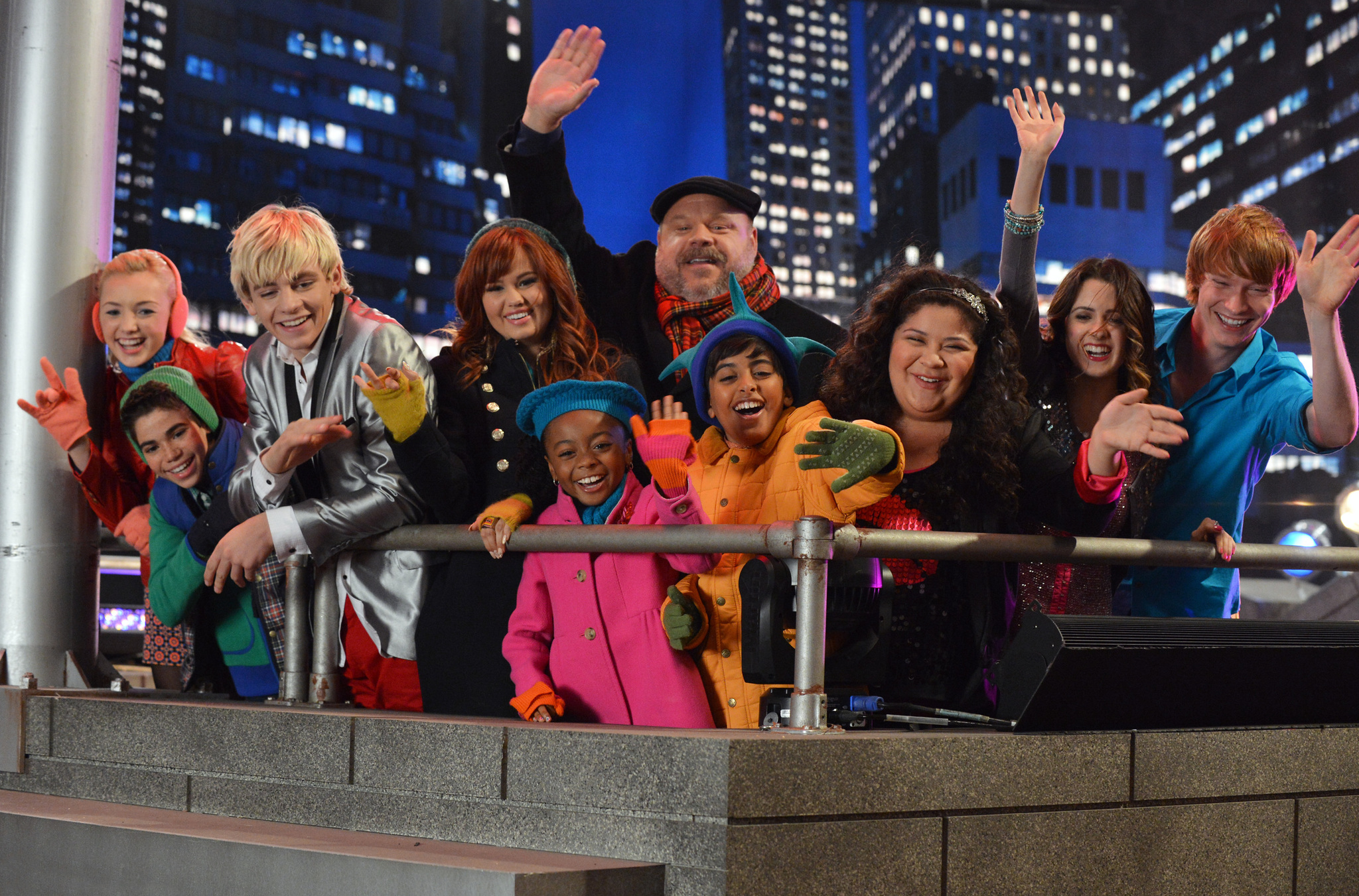 Still of Kevin Chamberlin, Calum Worthy, Laura Marano, Raini Rodriguez, Peyton List, Cameron Boyce, Skai Jackson, Debby Ryan, Ross Lynch and Karan Brar in Jessie (2011)