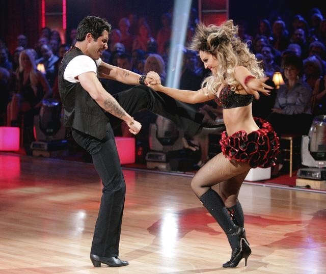 Still of Lacey Schwimmer and Mike Catherwood in Dancing with the Stars (2005)