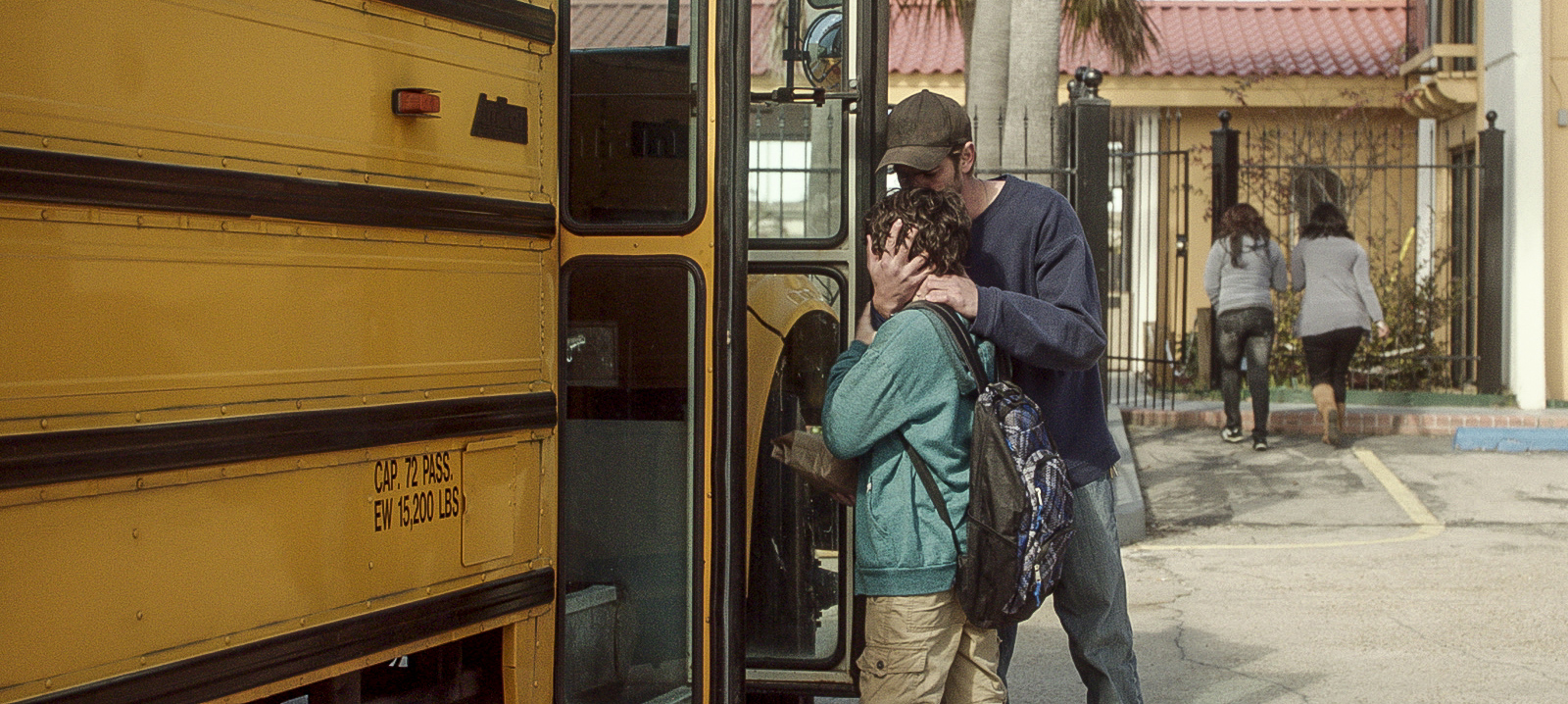 Still of Andrew Garfield and Noah Lomax in 99 Homes (2014)