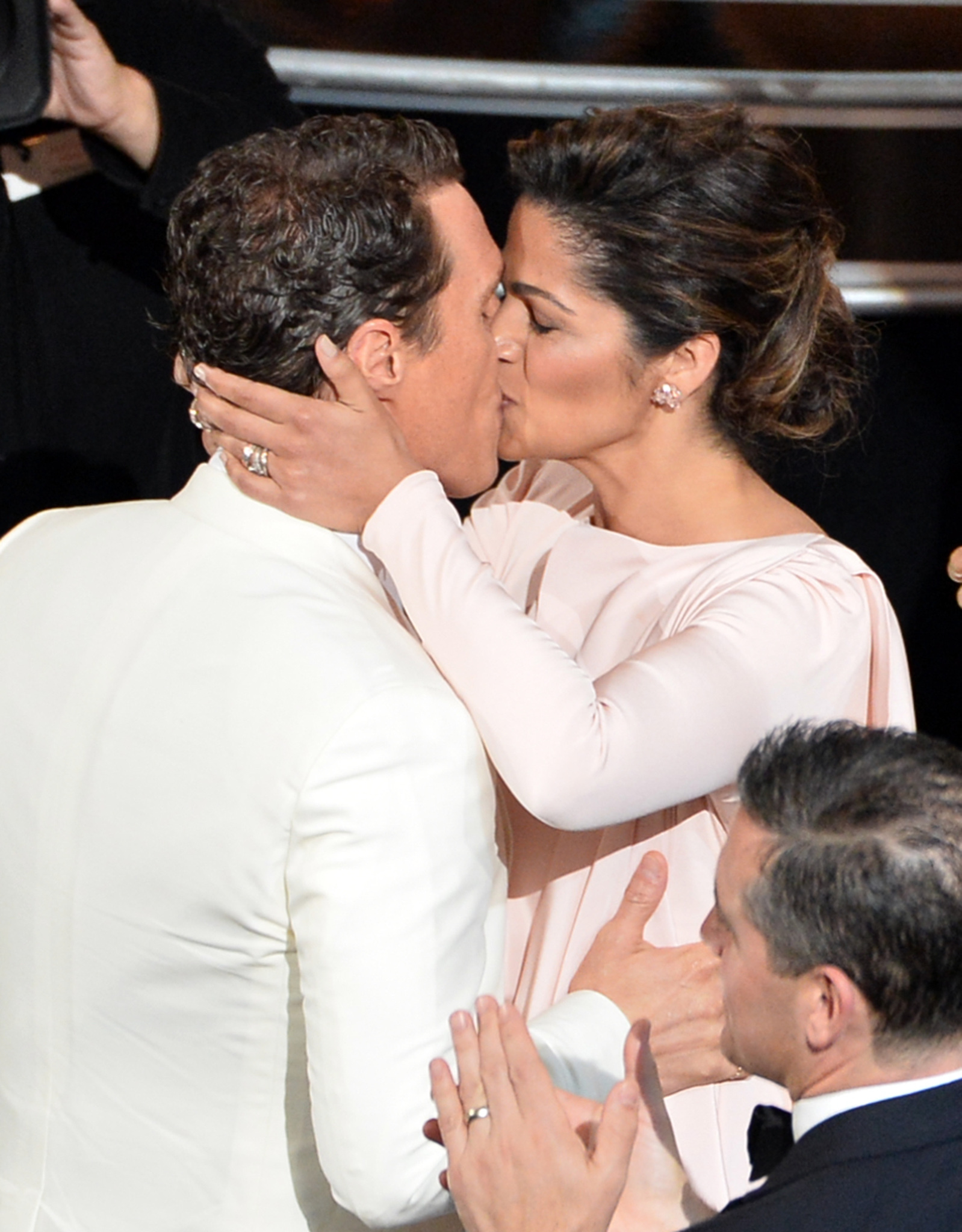 Matthew McConaughey and Camila Alves at event of The Oscars (2014)