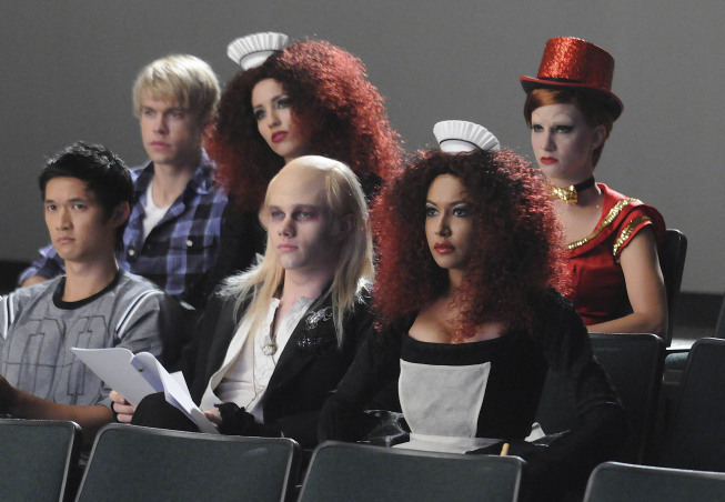 Still of Naya Rivera, Harry Shum Jr., Dianna Agron, Chris Colfer, Chord Overstreet and Heather Morris in Glee (2009)