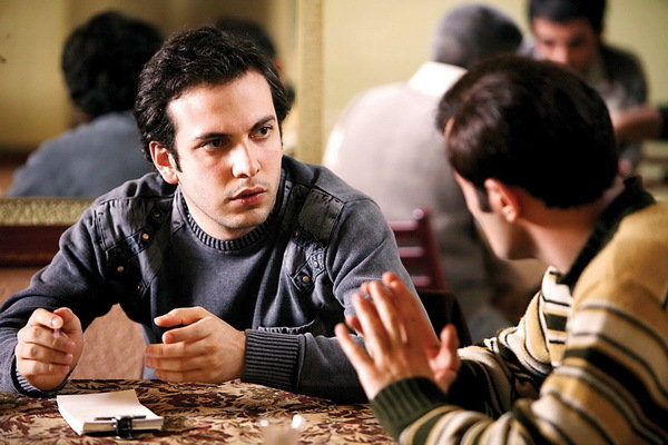Oguzhan Koç in Neseli Hayat (2009)