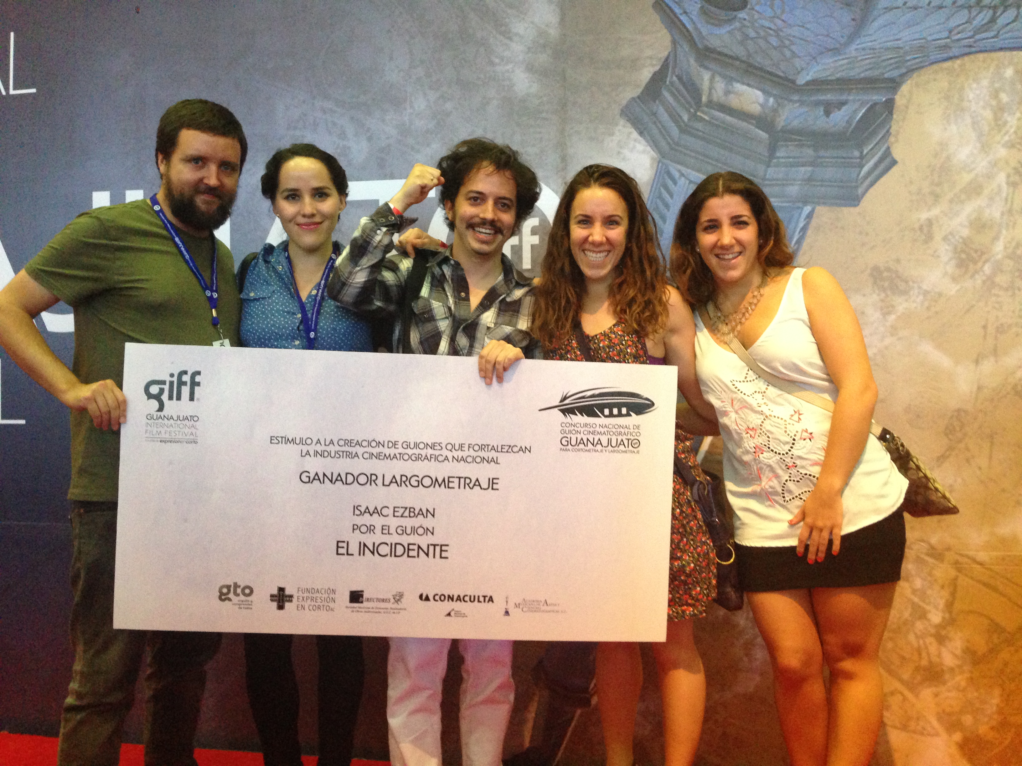 Isaac Ezban winning Best Original Screenplay for a Feature Length Film for THE INCIDENT (still to be filmed on 2013) at GIFF (Guanajuato International Film Festival / July 2013