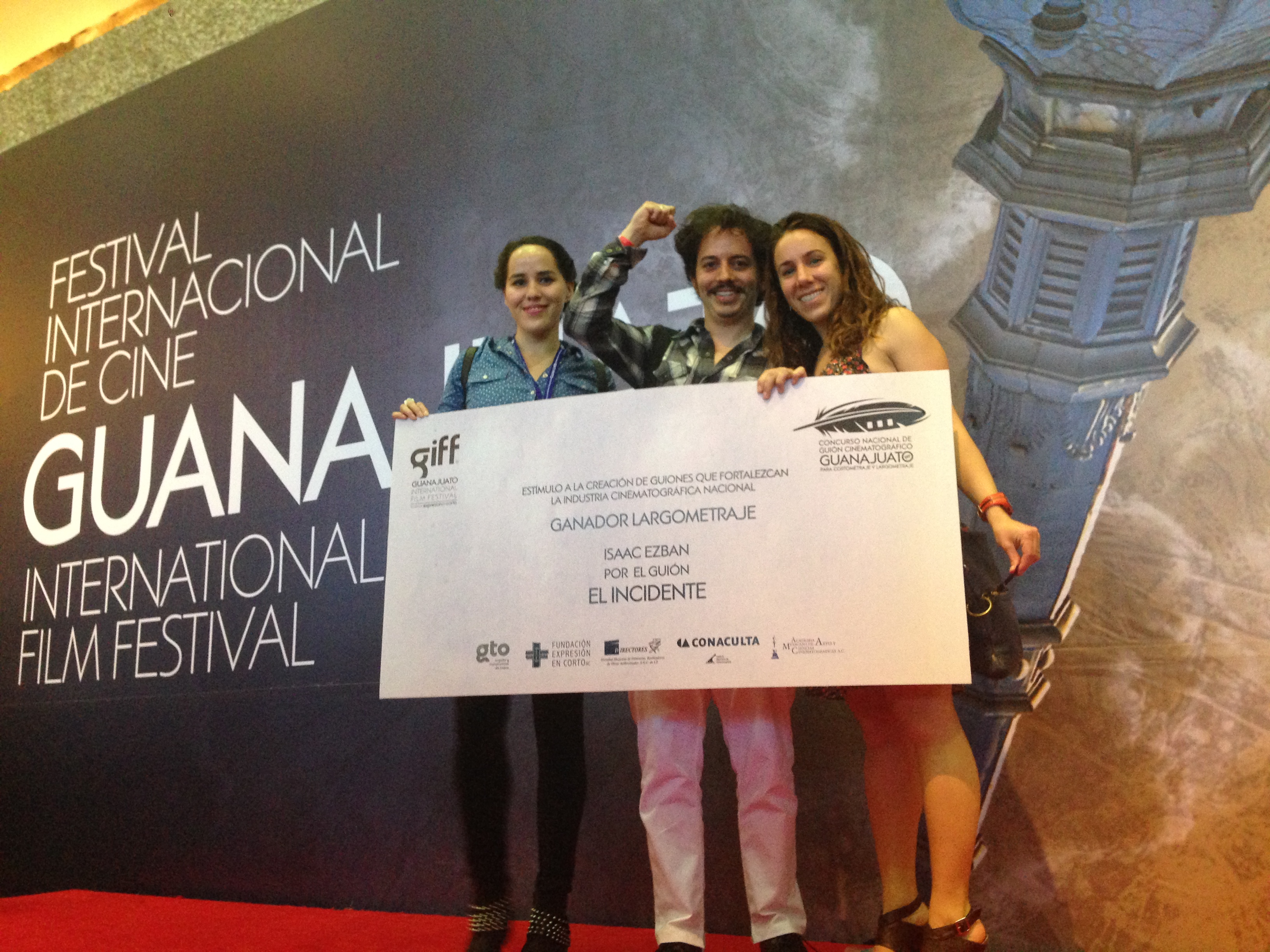 Director/screenwriter Isaac Ezban winning Best Original Screenplay for a Feature Length Film for THE INCIDENT (still to be filmed on 2013) at GIFF (Guanajuato International Film Festival / July 2013
