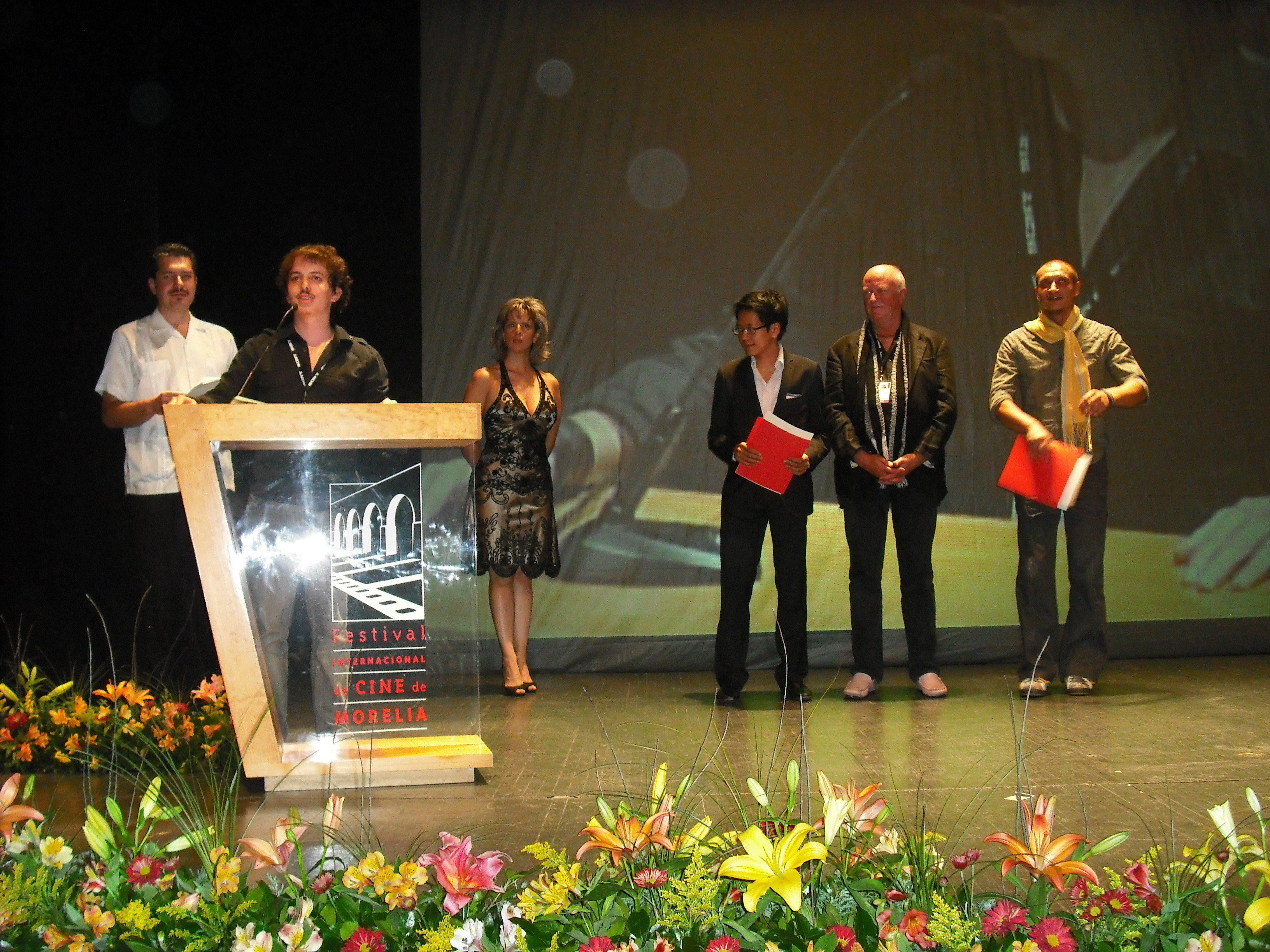 Isaac Ezban winnig special mention for his short film EL SECRETO DE MARTIN CORDIANI at the Morelia International Film Festival, 2009.