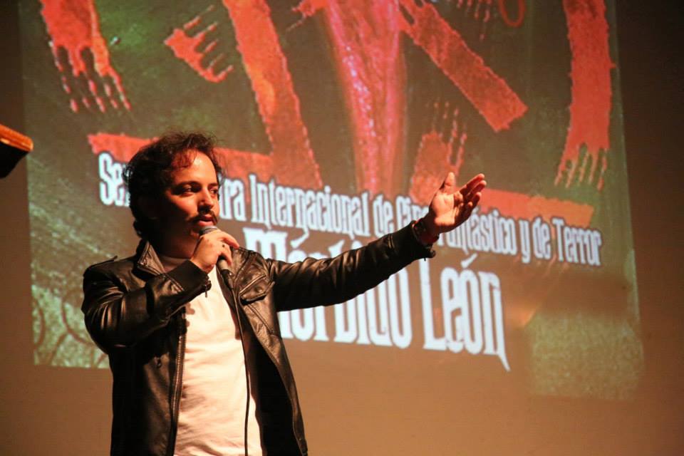 Isaac Ezban presenting his first feature film THE INCIDENT at the Opening Night of Morbido Leon, June 2015